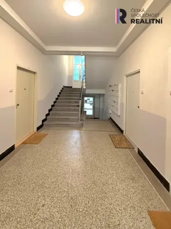 Pronájem bytu 2+kk, Praha - Vinohrady, V Horní Stromce, 45 m2