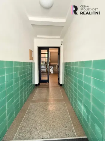 Pronájem bytu 2+kk, Praha - Vinohrady, V Horní Stromce, 45 m2