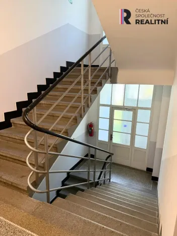 Pronájem bytu 2+kk, Praha - Vinohrady, V Horní Stromce, 45 m2