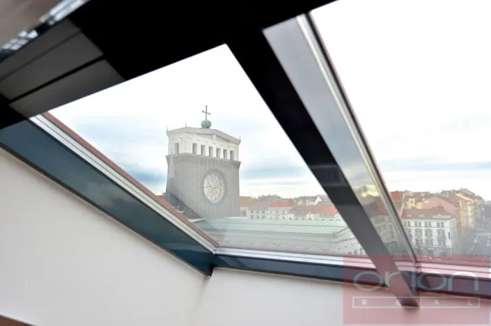 Pronájem bytu 1+kk, Praha - Vinohrady, náměstí Jiřího z Poděbrad, 39 m2