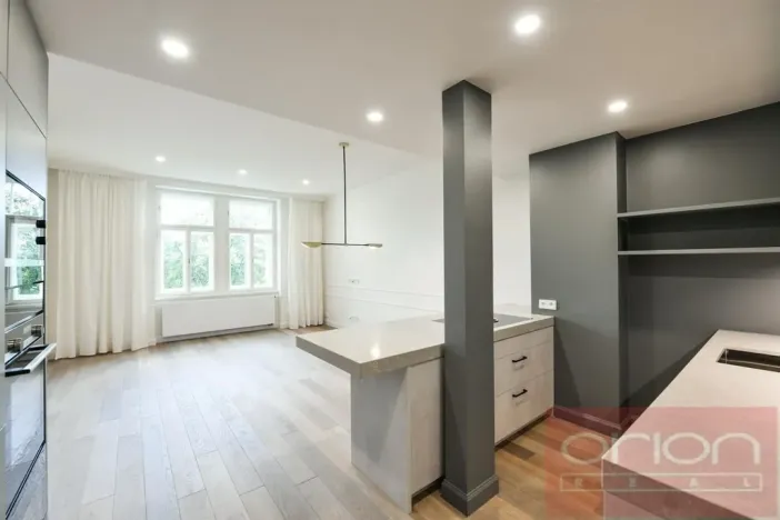 Pronájem bytu 4+kk, Praha - Vinohrady, náměstí Jiřího z Poděbrad, 107 m2