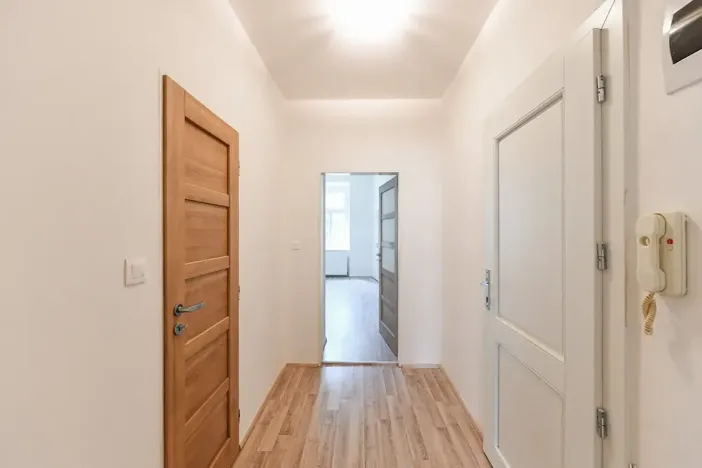 Prodej bytu 2+kk, Praha - Smíchov, U Santošky, 42 m2