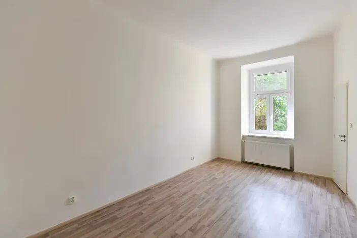 Prodej bytu 2+kk, Praha - Smíchov, U Santošky, 42 m2