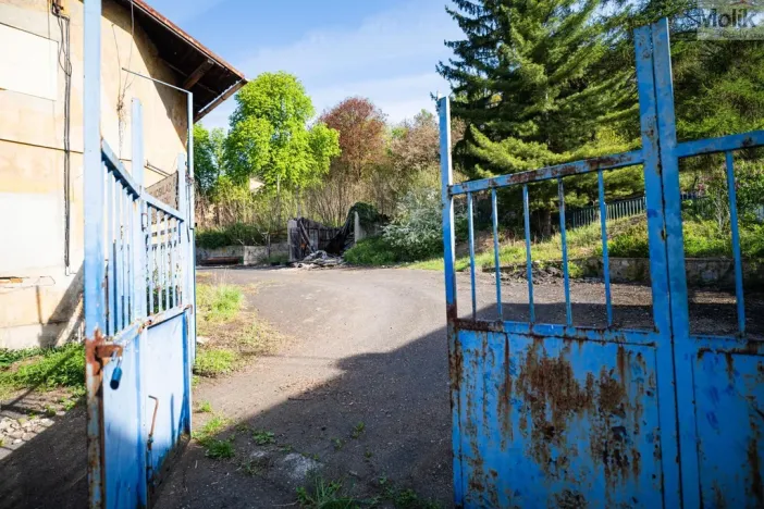 Prodej komerční nemovitosti, Povrly - Neštědice, Pod Kozákem, 35000 m2