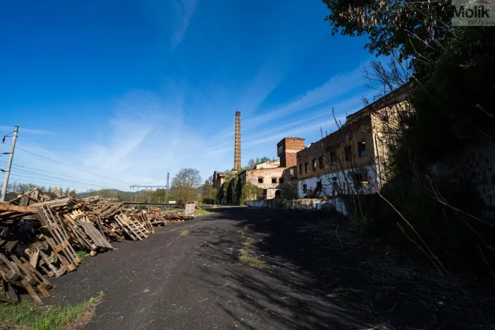 Prodej komerční nemovitosti, Povrly - Neštědice, Pod Kozákem, 35000 m2