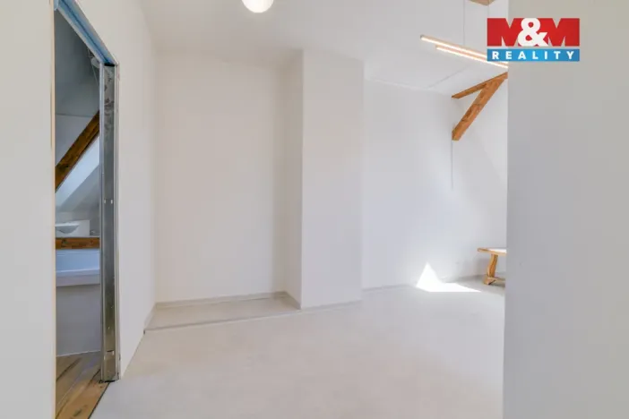 Pronájem bytu 1+kk, Cheb, Zlatá, 36 m2