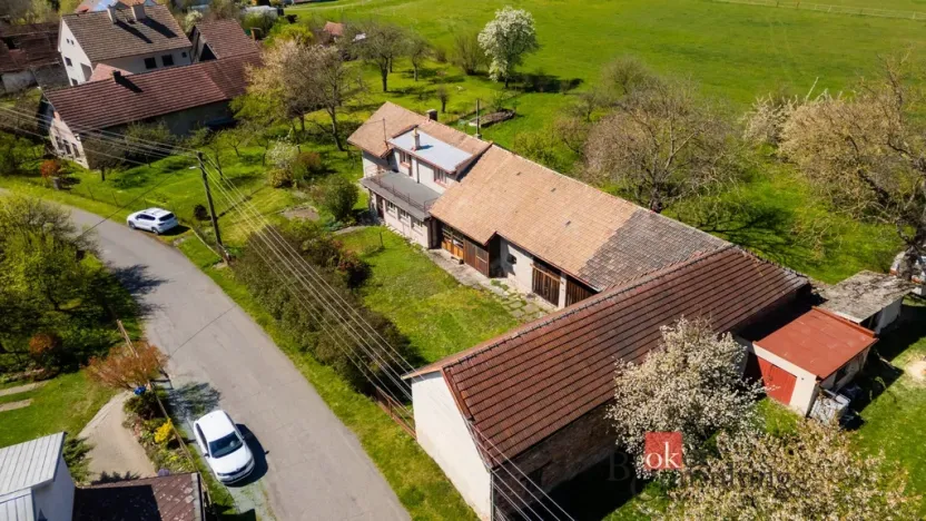 Prodej rodinného domu, Trnov, 412 m2