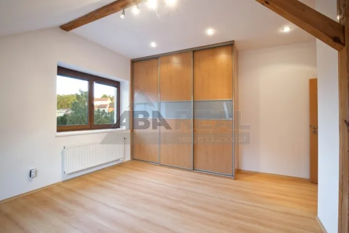 Pronájem rodinného domu, Praha - Přední Kopanina, Nové domy, 410 m2