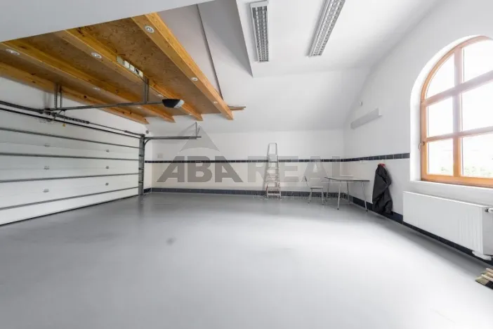 Pronájem rodinného domu, Praha - Přední Kopanina, Nové domy, 410 m2