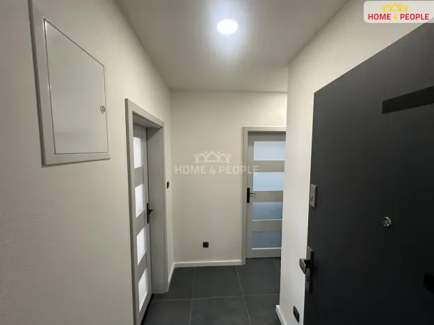 Pronájem bytu 3+1, Přelouč, K. Čapka, 75 m2