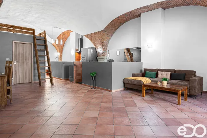 Prodej atypického bytu, Škvorec, Tyršova, 103 m2