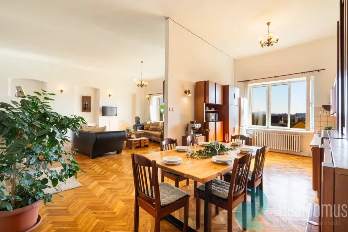 Prodej činžovního domu, Kaplice - Rozpoutí, 330 m2