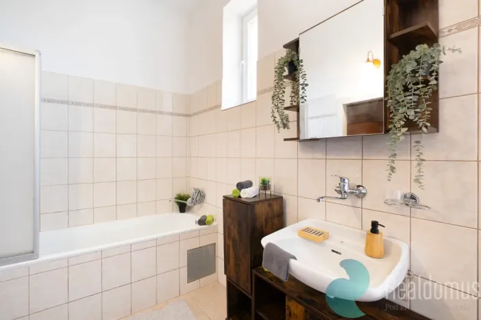 Prodej činžovního domu, Kaplice - Rozpoutí, 330 m2