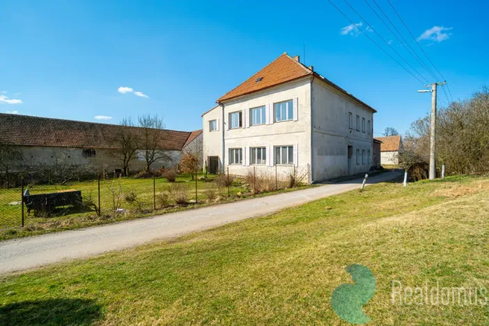 Prodej činžovního domu, Kaplice - Rozpoutí, 330 m2