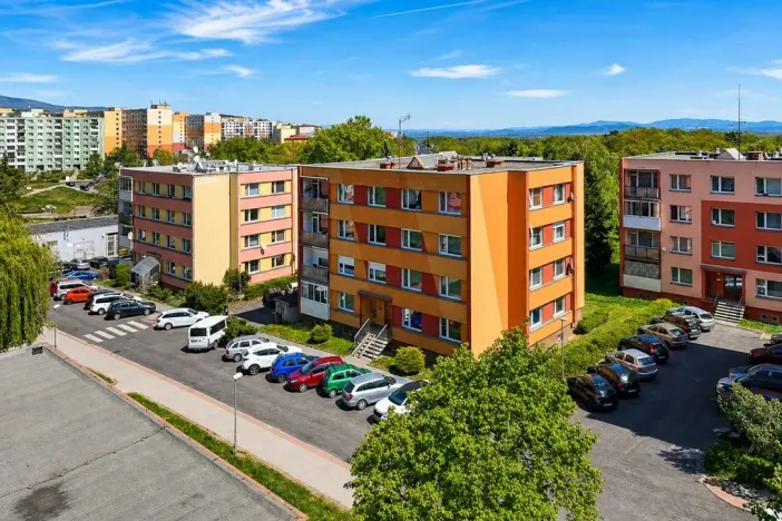 Prodej bytu 3+1, Chomutov, Kundratická, 66 m2
