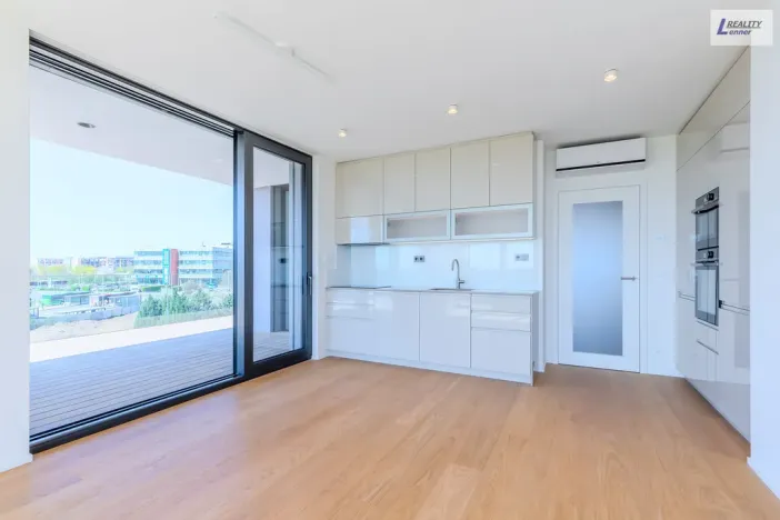 Pronájem bytu 3+kk, Praha - Třebonice, Do zahrádek II, 146 m2