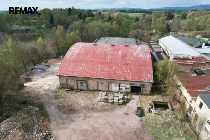 Pronájem skladu, Vítězná - Kocléřov, 1520 m2