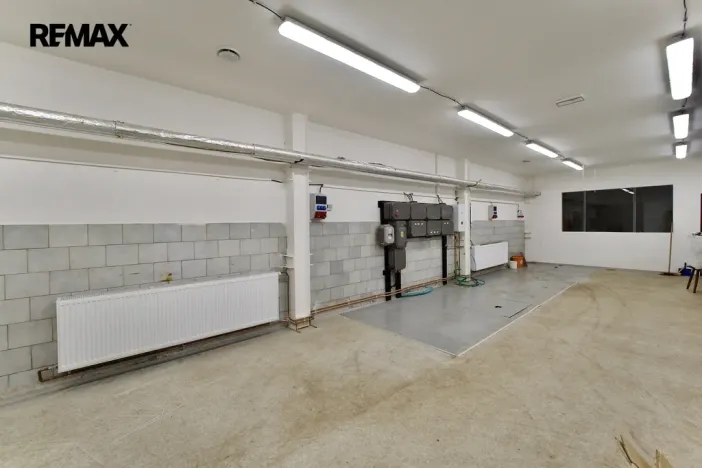 Pronájem skladu, Vítězná - Kocléřov, 1520 m2