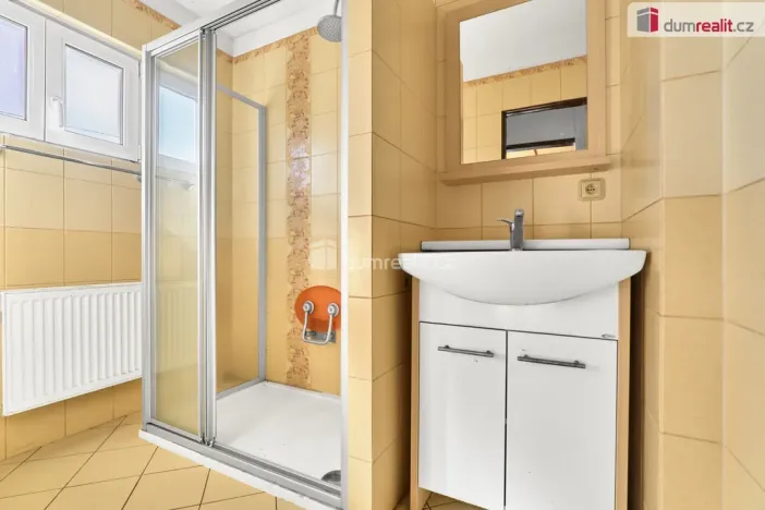 Prodej rodinného domu, Dolní Rychnov, Černý vrch, 144 m2