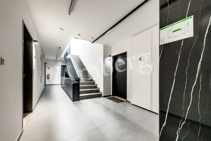 Pronájem bytu 1+kk, Praha - Karlín, U Sluncové, 33 m2