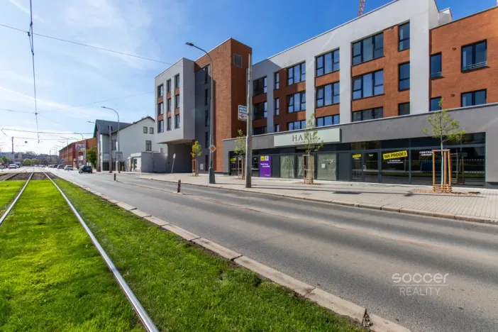 Pronájem bytu 2+kk, Praha - Vysočany, Poděbradská, 50 m2