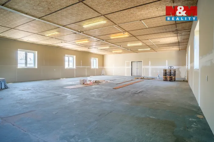 Pronájem obchodního prostoru, Kadaň, Polní, 1200 m2