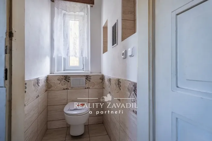 Prodej rodinného domu, Chlumec nad Cidlinou, Máchova, 216 m2