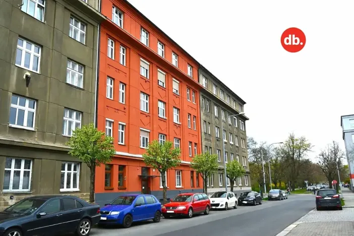 Prodej bytu 2+1, Plzeň, Politických vězňů, 56 m2