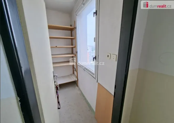 Pronájem bytu 1+kk, Praha - Kamýk, Písnická, 34 m2