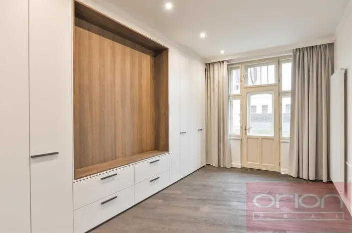 Pronájem bytu 4+kk, Praha - Vinohrady, Laubova, 167 m2