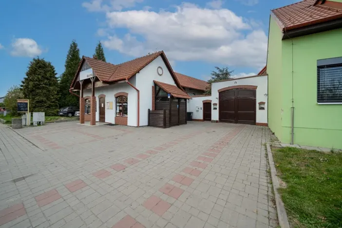 Prodej rodinného domu, Troubky, Dědina, 470 m2