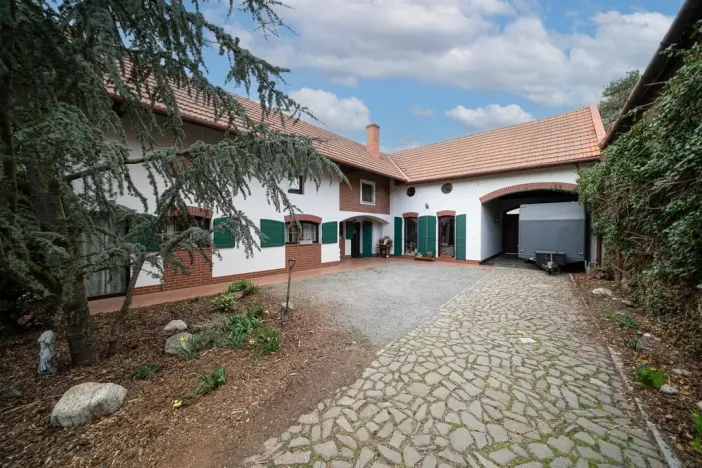 Prodej rodinného domu, Troubky, Dědina, 470 m2