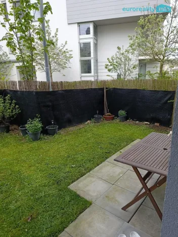 Pronájem bytu 2+kk, Beroun - Beroun-Město, V Zahradách, 65 m2