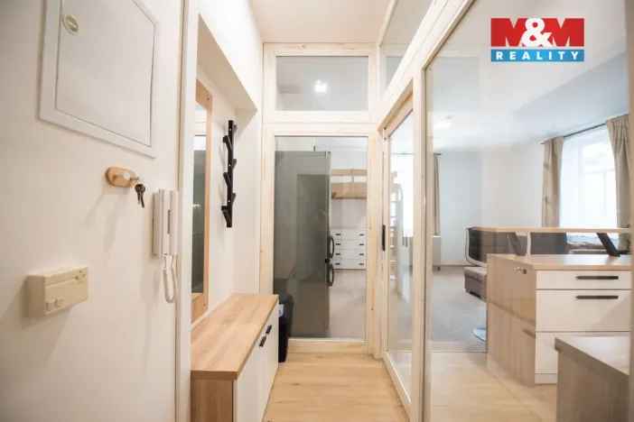 Pronájem bytu 1+kk, Hořice, Čsl. armády, 36 m2