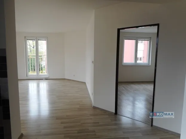 Pronájem bytu 2+kk, Břeclav, Kpt. Jaroše, 71 m2
