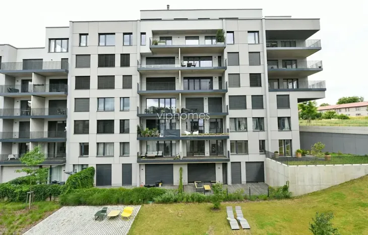 Pronájem bytu 3+kk, Praha - Smíchov, Grafická, 100 m2