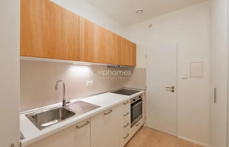 Pronájem bytu 1+kk, Praha - Vinohrady, Lucemburská, 30 m2