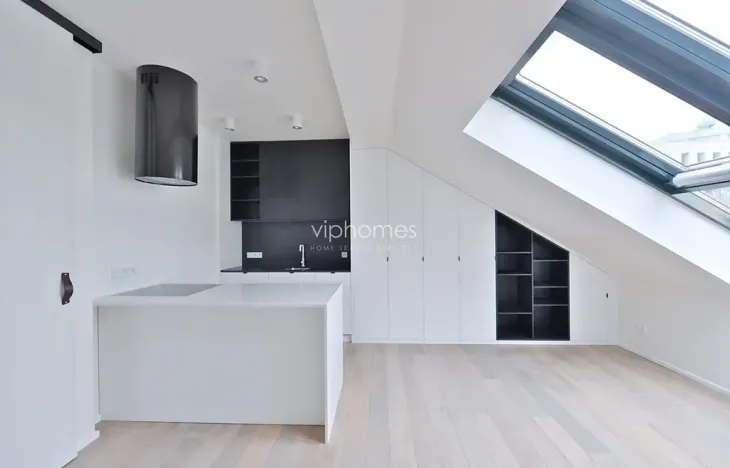 Pronájem bytu 1+kk, Praha - Vinohrady, náměstí Jiřího z Poděbrad, 39 m2