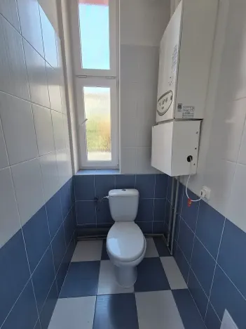 Pronájem obchodního prostoru, Kladno, Komenského, 96 m2