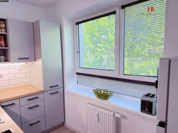 Prodej bytu 2+1, Milovice, Spojovací, 47 m2