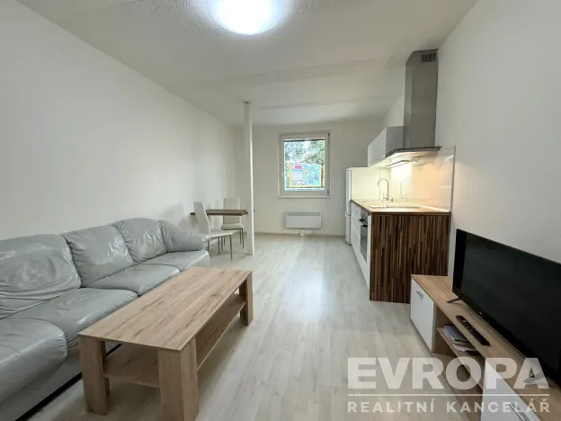 Pronájem bytu 2+kk, Plzeň - Doubravka, Mohylová, 48 m2