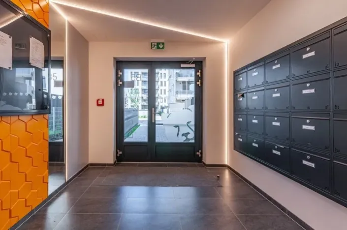 Pronájem bytu 1+kk, Praha - Hloubětín, Waltariho, 38 m2