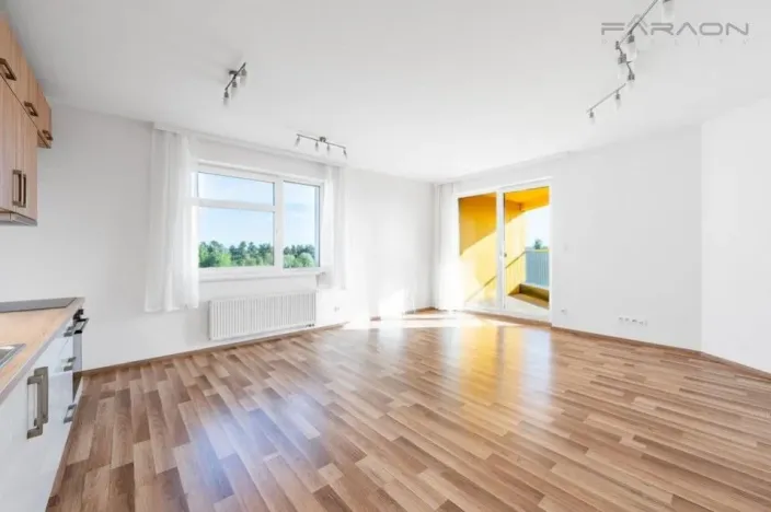 Pronájem bytu 3+kk, Praha - Uhříněves, Ke kříži, 76 m2