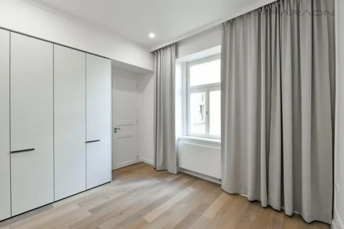 Pronájem bytu 3+kk, Praha - Vinohrady, náměstí Jiřího z Poděbrad, 92 m2