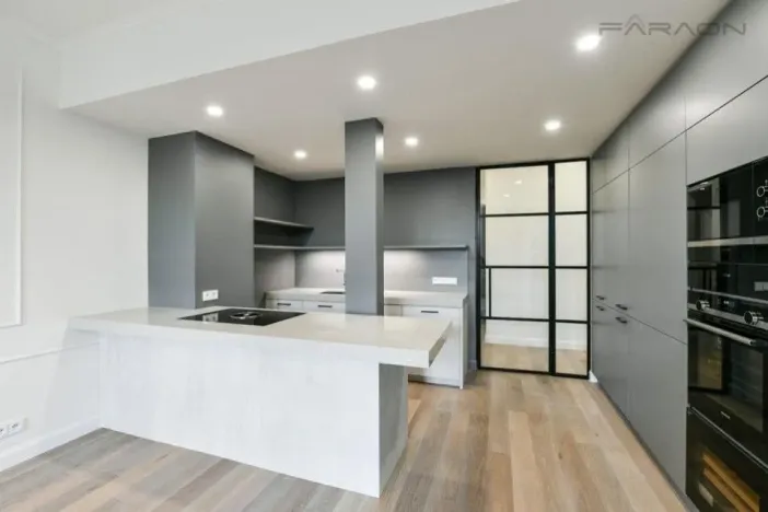Pronájem bytu 4+kk, Praha - Vinohrady, náměstí Jiřího z Poděbrad, 107 m2