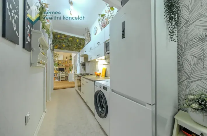 Pronájem bytu 2+kk, Praha - Vysočany, Mlékárenská, 56 m2