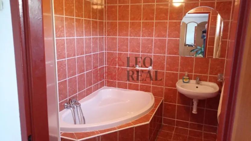 Prodej rodinného domu, Březová, 266 m2