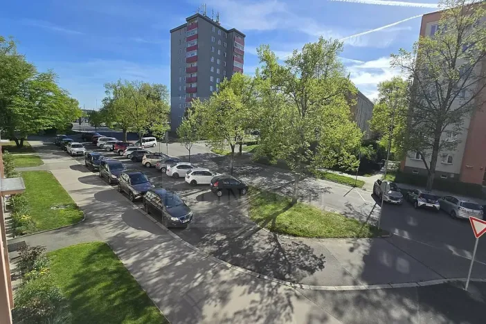 Pronájem bytu 2+1, Praha - Břevnov, Brunclíkova, 56 m2