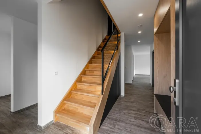 Prodej rodinného domu, Vysoký Újezd, U Křížku, 183 m2