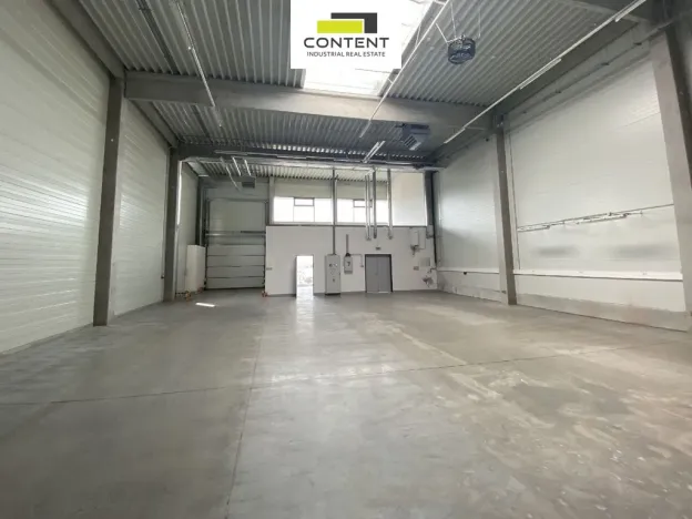 Pronájem skladu, Hradec Králové - Slezské Předměstí, Bratří Štefanů, 367 m2